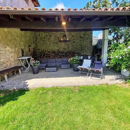 Casa Vacacional Carmen Holiday home Rales (Llanes)