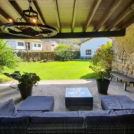 Casa Vacacional Carmen Holiday home Rales (Llanes)